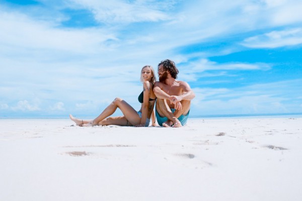 Что должно быть в составе хорошего солнцезащитного крема и как это влияет на его цену