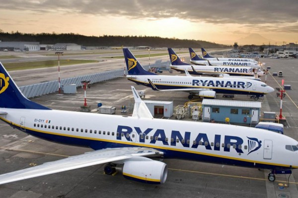 Пассажирам Ryanair обещают вернуть деньги  за отмененные рейсы в июле