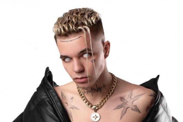 Суд Киева снял запрет СБУ на въезд рэперу Элджею