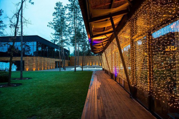 Под Киевом оштрафовали элитный ночной клуб за нарушение карантина