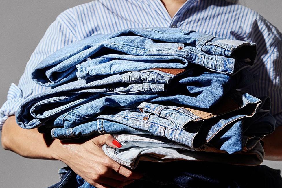 Утилизация старой одежды в H&M