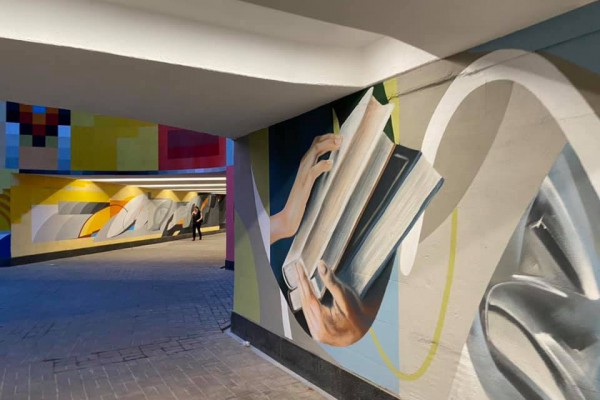 В Киеве на проспекте Науки открыли красочный подземный переход. Фото