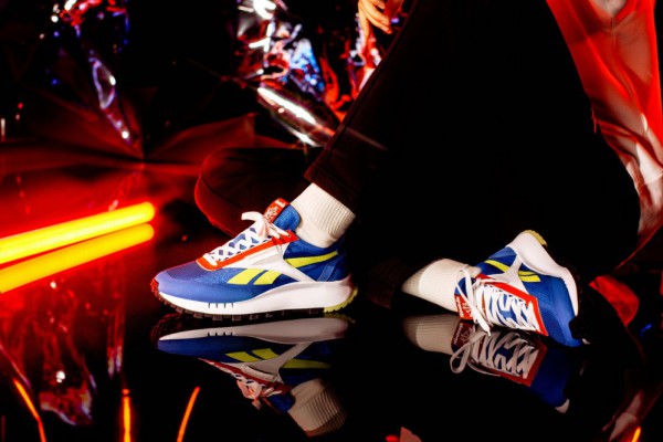 Наследие для будущих поколений: стильные образы блоггеров в кроссовках Classic Leather Legacy от Reebok