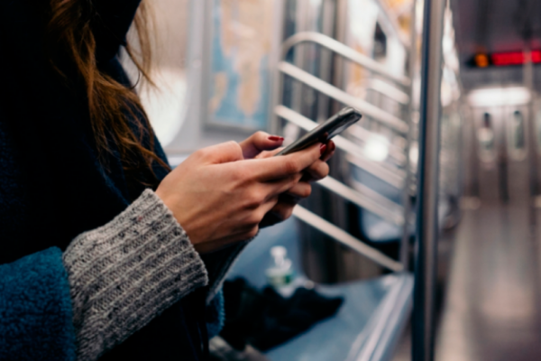 Скоростной 4G-интернет заработал еще на четырех станциях киевского метро. Список