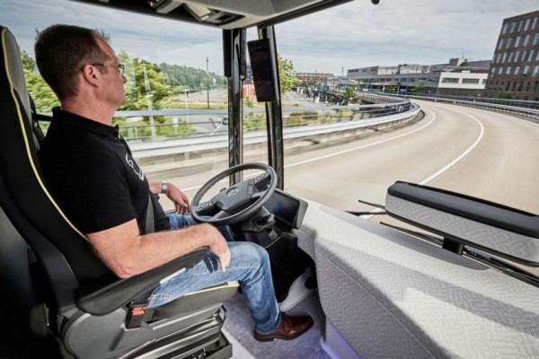 Вот это поворот: украинским водителям может понадобиться повторно сдавать на права