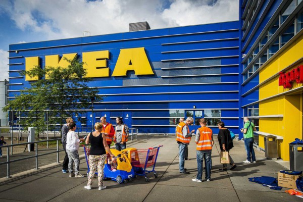 Шведский ритейлер IKEA планирует открыть новый пункт выдачи заказов в Киеве