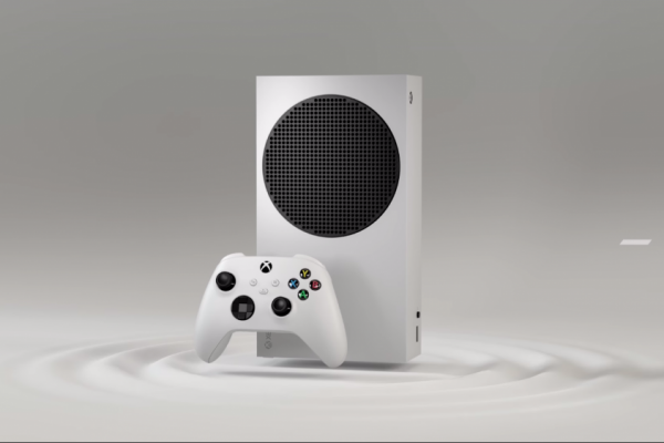 Microsoft официально представила игровую приставку Xbox Series S. Фото
