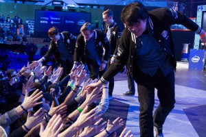 О, киберспорт, ты мир: сколько зарабатывают геймеры, во что играть, и как стать одним из них