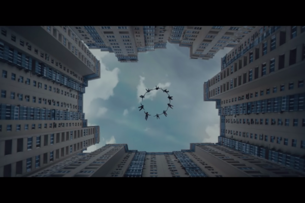 Немецкий музыкант Paul Kalkbrenner снял клип на песню Parachute в Киеве