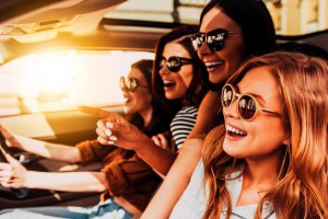 Кинь грусть: как зарядиться хорошим настроением на неделю