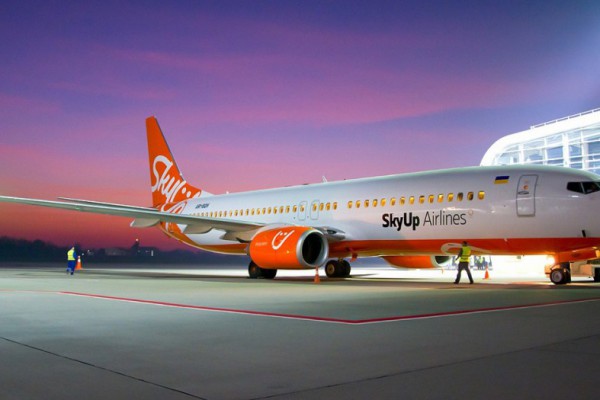 SkyUp отменил рейсы в Ереван из-за использования системы противовоздушной обороны