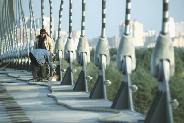 На Подольско-Воскресенском мосту установили освещение: как выглядит локация. Фото