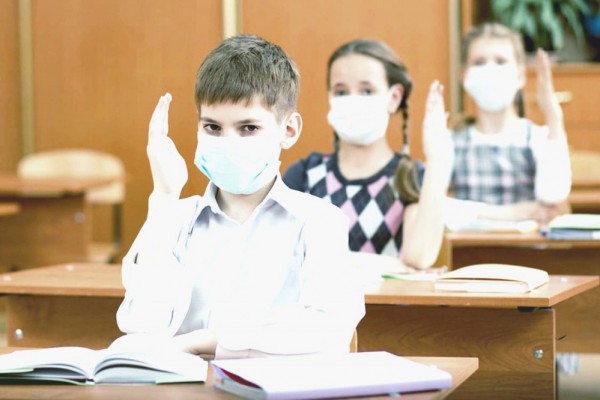 Киевские школы не уйдут на осенние каникулы с 15 октября: когда завершится учеба