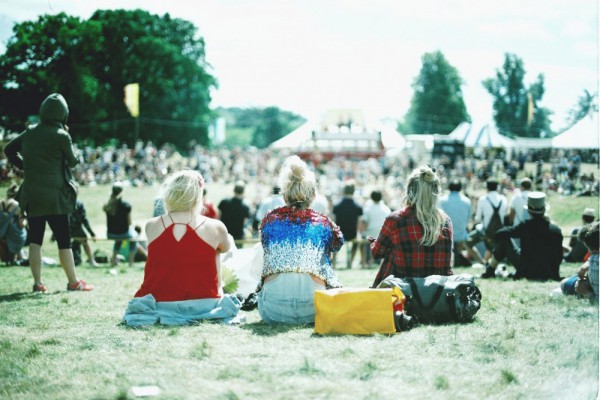 Власти хотят полностью запретить массовые мероприятия, где больше 50 человек