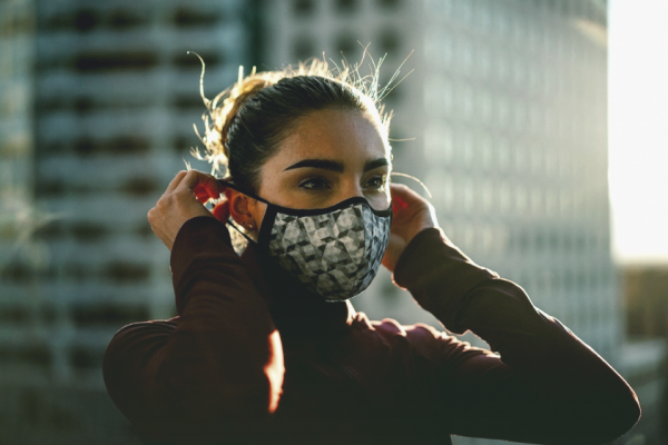 Украинцев будут штрафовать за неправильное ношение масок: сколько придется заплатить