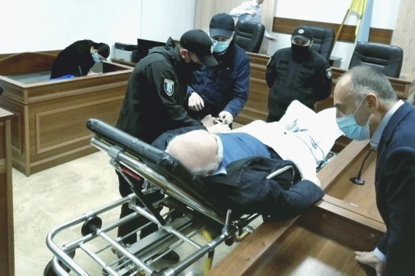 В Киеве суд отправил под домашний арест водителя, который наехал на толпу людей на Майдане