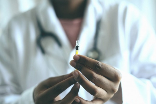 Еще одна успешная вакцина: компания Pfizer рассказала о результатах исследований