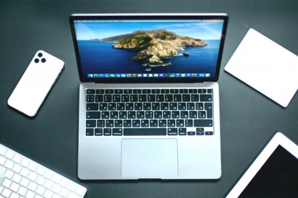 Стала известна цена новых MacBook Air, Mac Mini и MacBook Pro в Украине
