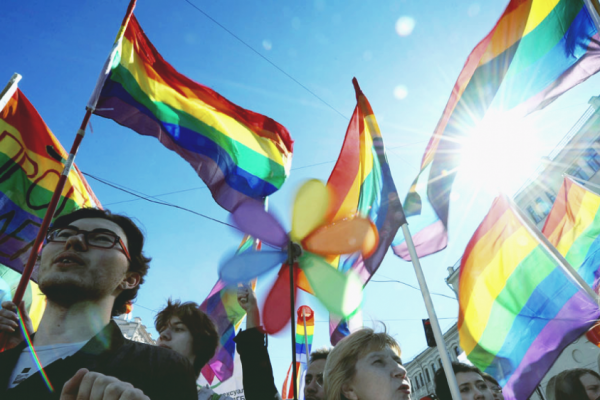 Еврокомиссия предлагает наказывать страны Евросоюза за дискриминацию ЛГБТ