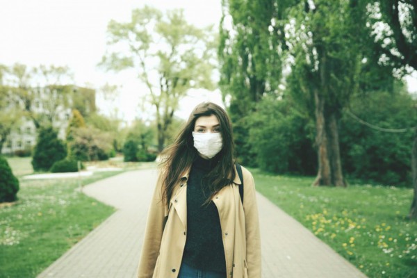 Власти рассказали, будут ли штрафовать людей за отсутствие масок на улице