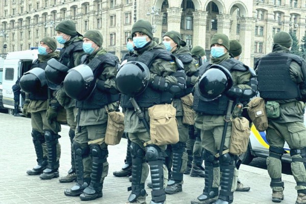 Митинг в Киеве продолжается второй день: к ФОПовцам присоединились и другие