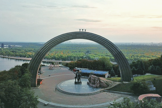 Скверы, кинотеатры и велодорожки: что нового появилось в Киеве в 2020 году