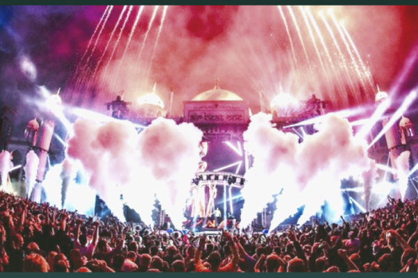 Абсолютный рекорд: песня «Last Christmas» впервые за 36 лет покорила британский хит-парад