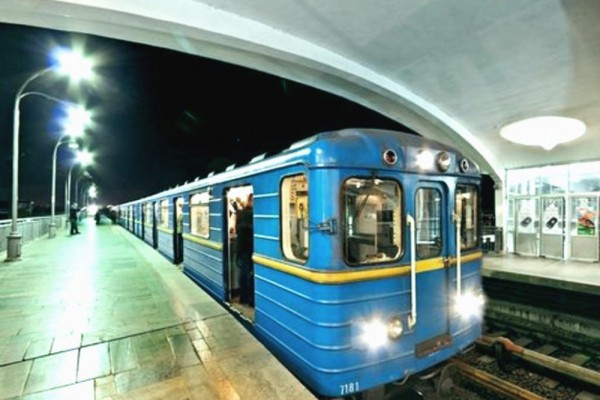 Новый год в Киеве: как будет работать метрополитен и фуникулер