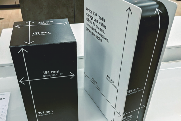 В IKEA появились картонные PlayStation 5 и Xbox Series X для «примерки»
