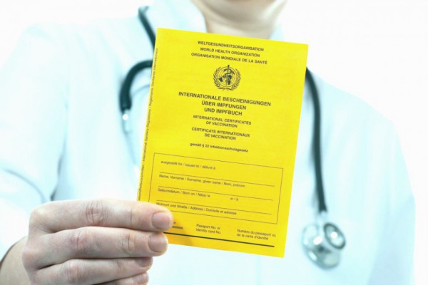 В Украине планируют выдавать свидетельство после вакцинации от коронавируса