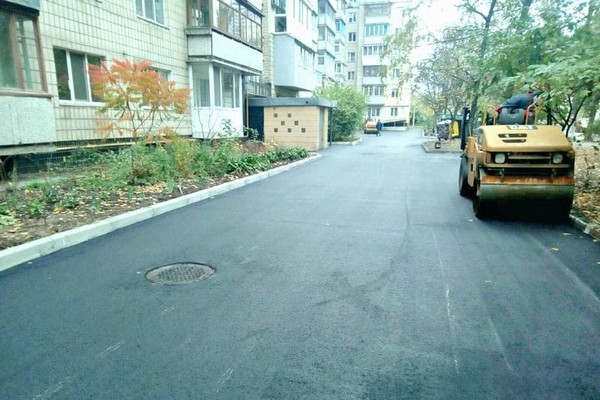 В Киеве появился тротуар с подогревом: где безопасно ходить зимой (фото)