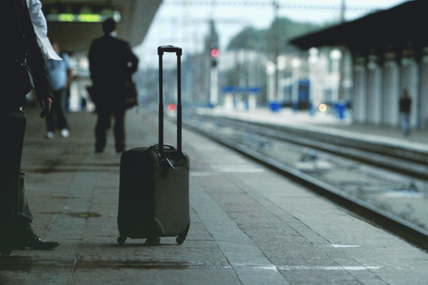 «Укрзализныця» меняет правила перевозки багажа: кого из пассажиров это коснется