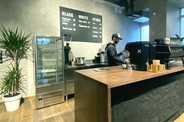 Новое место: в центре Киева открылся кофейный хаб