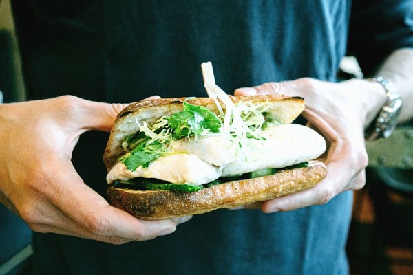 В ресторанах Киева появятся веганские рыбные котлеты американского бренда