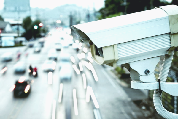 С 15 февраля в Киеве камеры будут отсиживать проект по полосе общественного транспорта