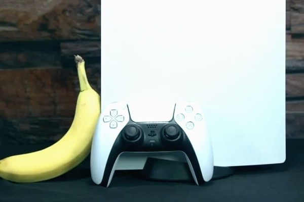 Кружка, ручка и банан: Sony хочет создать геймпад из любых предметов