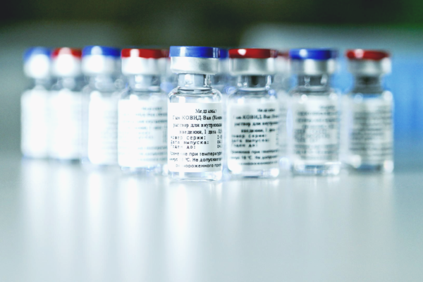 В Украине вскоре можно будет найти вакцину от коронавируса в аптеках
