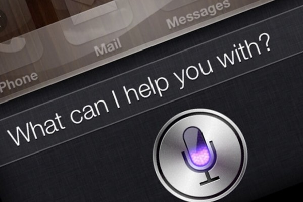 Компания Apple уберет у Siri 