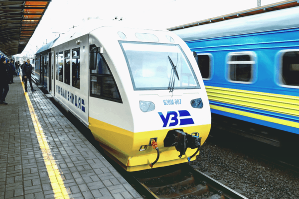 В УЗ рассказали, как будут ездить электрички и поезда в Киеве в карантин