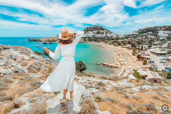 МИД  Украины просит  Грецию разрешить въезд  для украинских туристов