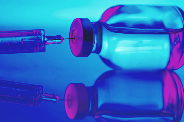 Первые вакцины от Pfizer  уже сегодня получат жители Киевской области