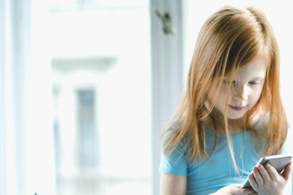 Правозащитники призывают Facebook отказаться от идеи запуска Instagram для детей