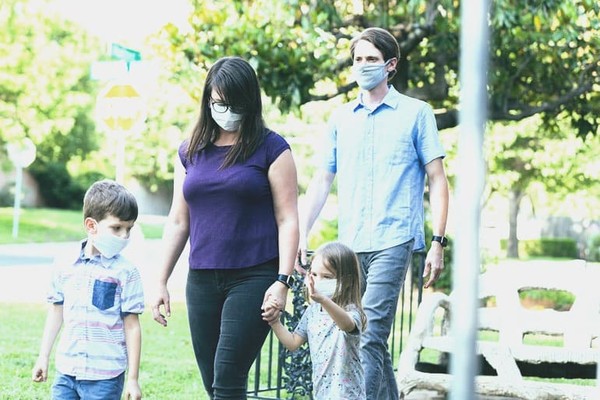 В Украине продлили карантин и режим чрезвычайной ситуации до 30 апреля