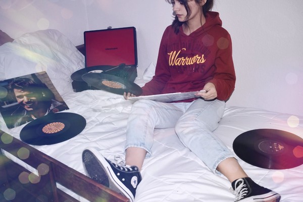 Дома, в дороге и на тренировке: 7 бесплатных приложений, где можно слушать музыку