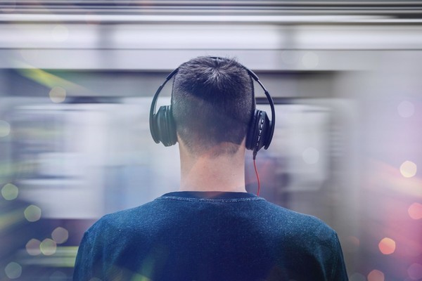 Где слушать музыку 24 на 7: лучшие бесплатные стримы на YouTube