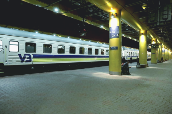 В «Укрзализнице» пригрозили, что будут высаживать из поезда пассажиров, нарушающих карантин