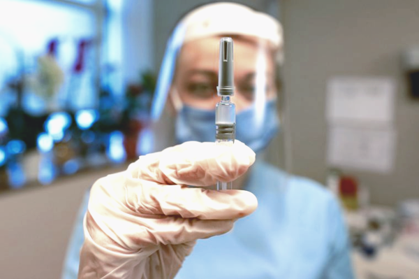 Президент Украины пожаловался на несправедливое распределение вакцин