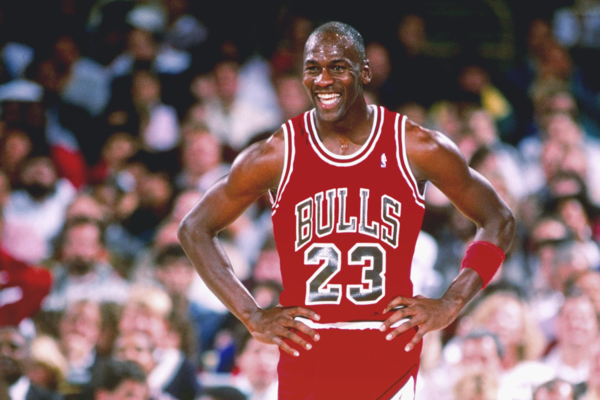 Майку  Майкла Джордана продали за рекордную сумму в истории спорта