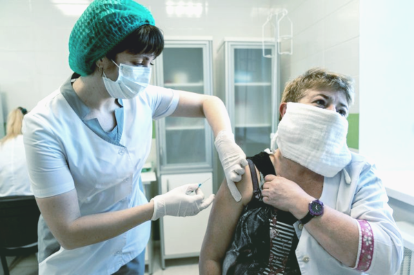 В Украине вакцинировали против COVID-19  первой дозой уже более миллиона человек