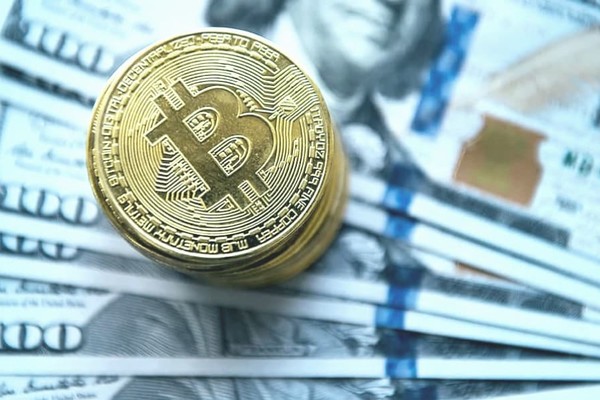 Биткоин стал официальной валютой Сальвадора наравне с долларом 